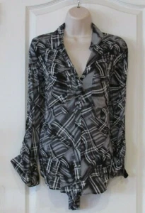 Rock & Repubilc Roll Tab Sleeve Button Front Blouse Women's Sz S-M NWT MSRP$48 - Picture 1 of 3