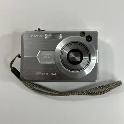 Casio EXILIM EX-Z850 8.1MP Digital Camera Silver w/ Battery, SD Card - Image 1 of 4