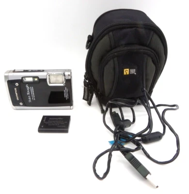 Silver 2010 Olympus Stylus Tough 6020 14MP Waterproof Digital Camera And Cable - Image 1 of 4