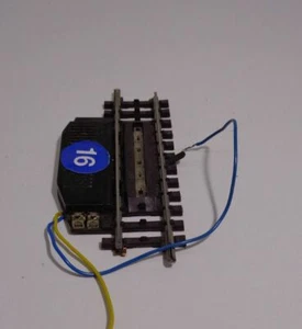 Märklin 2297 elektrisches Entkupplungsgleis K-Gleis gebraucht - Picture 1 of 2