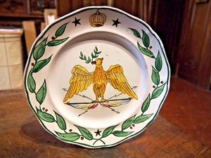 Assiette décoratif en porcelaine représentant l'aigle imperiale - Picture 1 of 2