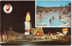 Tarjeta postal Roadside Night Tropics Motor Hotel Blythe, CA Sambo's Pancakes años 60 - Imagen 1 de 2