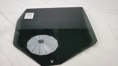 2011-2020 Jeep Grand Cherokee Limited Rear Right Door Window Glass 68086588AA - Image 1 of 4