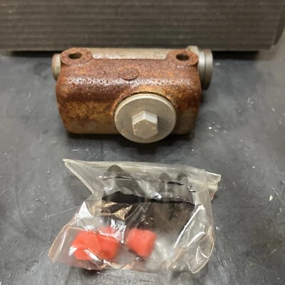 🔥🔥🔥Brake Master Cylinder Parts Master MC2796 - Image 1 of 4