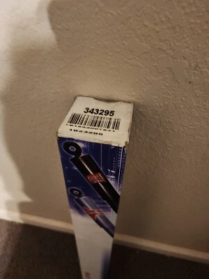 Amortecedor traseiro-Excel-g KYB 343295 serve para Toyota Echo 2000 - Imagem 1 de 4