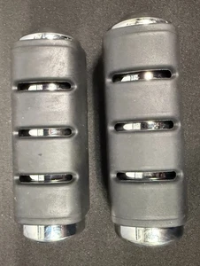 Kuryakyn - 7595 - Small Trident ISO-Pegs Without Male-Mount Ends, Chrome - Picture 1 of 3