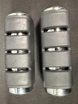 Kuryakyn - 7595 - Small Trident ISO-Pegs Without Male-Mount Ends, Chrome - Image 1 of 3