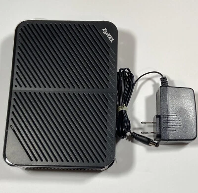 ZyXEL P-660HN-51 300 Mbps 4-Port 10/100 Wireless N Router P660HN-51 - Image 1 of 4