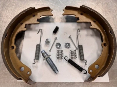 Parking Brake Shoe Set For 1999-2005 Workhorse P32 2001 2003 2002 2000 - Image 1 of 3