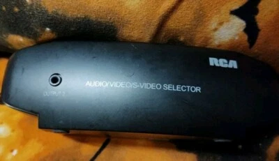 RCA VH911 Audio Video  Super Video Selector 1S- Video out,  4- Video In TESTED  - Image 1 of 4