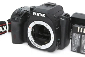 【EXC++】PENTAX K-S2 Corpo 20MP APS-C DSLR Fotocamera Digitale R2522-3V1B - Foto 1 di 9