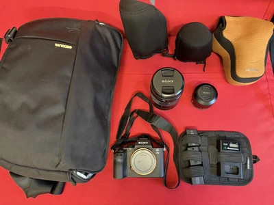 Sony Alpha A7 II 24.3MP Digital Camera A7ii Lens 24240 Lens SEL35F28Z + Bag - Image 1 of 4