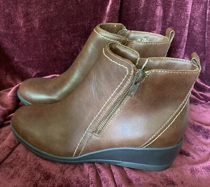 Softspots Womens Thinsulate Leather Wedge Side Zipper Brown Ankle Boots 8.5M - Picture 1 of 6