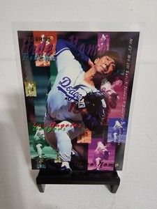 1995 Fleer Update Hideo Nomo RC #U-175 Los Angeles Dodgers 