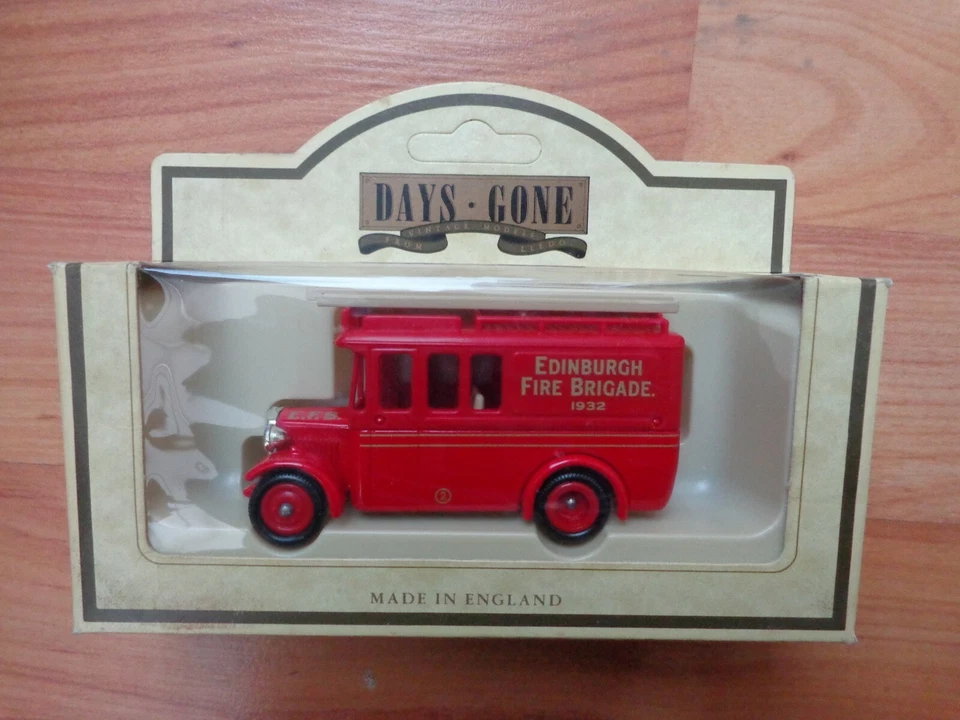 Lledo Giorni Andato Classico 1932 Dennis Limousine Edimburgo Fuoco Brigade Rif. - Immagine 1 di 1