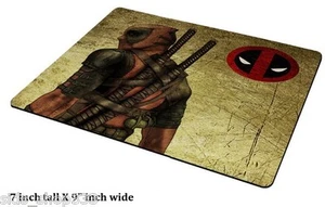 DEADPOOL Stare! Marvel Comics Anti-Rutsch Optisches COMPUTER MAUSPAD 9 x 7 Zoll - Bild 1 von 4