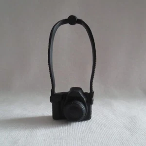 NEW! 2022 Barbie Careers Eco-Leadership Team Environmental Advocate Doll Camera - Imagen 1 de 2