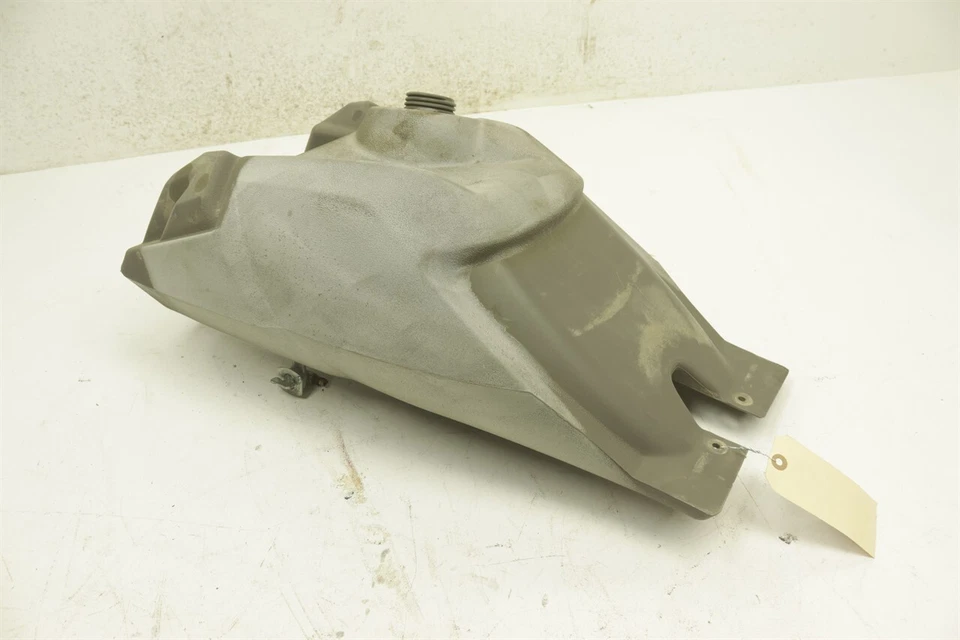 Can-Am Rally 175 03 Gas Fuel Tank 709000049 48813 - Imagem 1 de 4