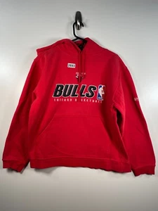 Reebok NBA Chicago Bulls Unisex Hoodie Pullover Sweatshirt Red Sz Medium 21.5x25 - Picture 1 of 8