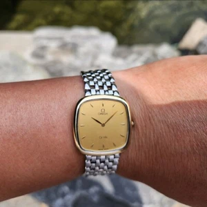 VINTAGE OMEGA DE VILLE 18K SOLID GOLD BEZEL GOLD COLOR MEN`S QUARTZ WATCH - Picture 1 of 12