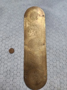 Ornate Finger Plate Brass Flowers - Picture 1 of 4