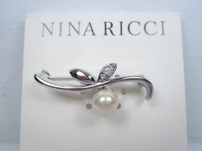 Nina Ricci Rhodium Plated Brooch with Swarovski Crystals and Pearl  - 7582 - Image 1 of 2