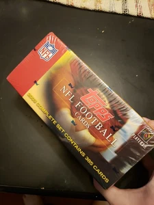 Juego completo de fútbol americano NFL Topps 2003 Brady, Manning, Witten RC ¡Sellado de fábrica! - Imagen 1 de 15