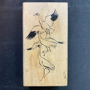 Tanzende Kraniche Stempel Drei Kraniche fliegen von Judi Kins - Bild 1 von 4