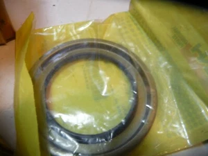 CASE IH Part # 208443C1 SEAL - Picture 1 of 1