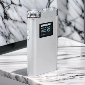 Shure SHA900 Amplificador de Auriculares Portátil Hi-Res Audio DAC Plata 3.5m... - Imagen 1 de 8
