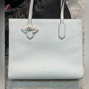 Gucci tote/borsa a mano in pelle avorio in buone condizioni, viene fornita con certificato di autenticità - Foto 1 di 9