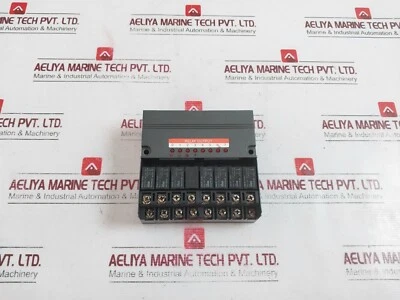 Idec PFJ-T081U 8-Channel Relay Output Module 240VAC 1.5A - Image 1 of 4