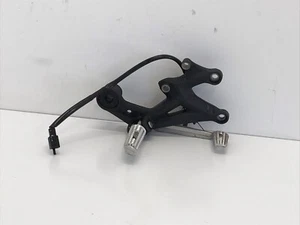 TRITTBRETT VORNE RECHTS TRIUMPH STREET TRIPLE 675 2013-2016 / FRONT RIGHT FOOT - Bild 1 von 12