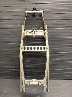 Yamaha YZF R6 1999 subchasis, subchasis, buen fabricante de equipos originales #102221 Foto 1 de 4