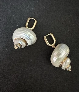 Seashell earrings - Picture 1 of 4