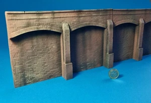 O-Gauge Butressed Wall Sections Railway Arches - Picture 1 of 4