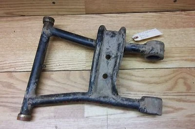 Brazo inferior izquierdo Polaris Explorer 500 #40B194 Foto 1 de 2