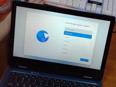 Gateway GWTC116-2BL 11.6" HD Touchscreen Laptop Celeron N4020 1.1GHz Intel UHD - Image 1 of 4