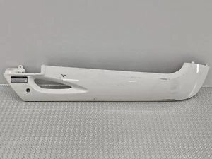 Falda lateral derecha carenado KYMCO LIKE 125/200i 2015 64305-LGR5-E000IT - Imagen 1 de 8