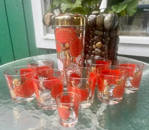 Lote de vajilla de receta Jeannette Glass MCM roja/dorada - coctelera, jigger, whisky Lowbal - Imagen 1 de 9