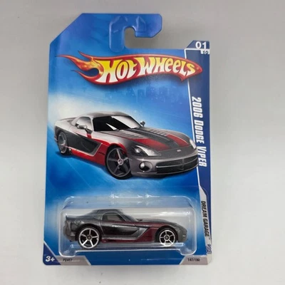 Dodge Viper 2006 Diecast Car Dream Garage cardado 147/190 rojo gris Hot Wheels Foto 1 de 4