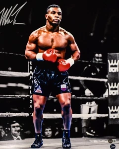 Mike Tyson handsigniertes 16x20 Spotlight Ring Foto - Beckett W Holo * Silber * Top - Bild 1 von 11