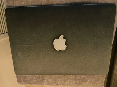 Macbook Air (13-inch) - Bild 1 von 4
