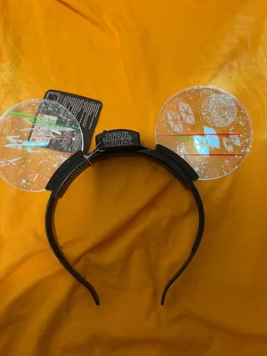 Diadema Star Wars Estrella de la Muerte Orejas de Mickey Parques Disney Iluminación LED Disneyland Foto 1 de 4