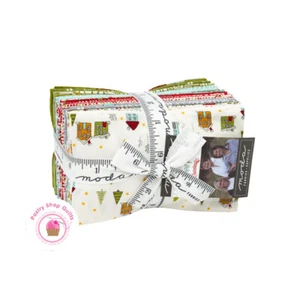 Moda SNOWKISSED Sweetwater FAT 1/8th BUNDLE 32 - 9" X 22" Quilt Fabric CHRISTMAS - Picture 1 of 9