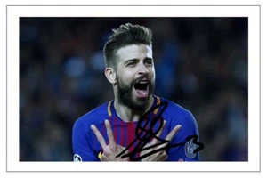 GERARD PIQUE Autógrafo Firmado FOTO Fan Regalo Firma Estampado BARCELONA Fútbol - Imagen 1 de 1