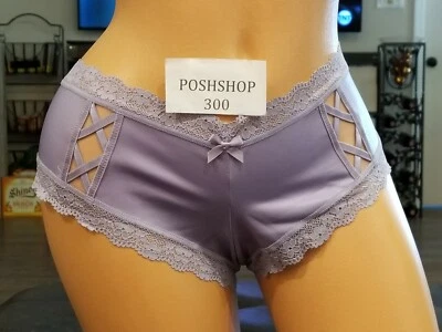 VICTORIA'S SECRET MUY SEXY LAVANDA UVA CENADOR CELOSÍA CUERO LOOK DESCARADO  Foto 1 de 4