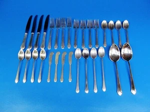 Romantique by Alvin Sterling Silver Flatware Service For 4, 30 pieces. - Picture 1 of 9