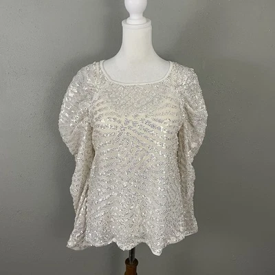 Blusa EXPRESS Marfil Lentejuelas Brillantes Talla M Manga Larga Hinchada Malla Elástica Foto 1 de 4