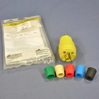 Plugue de lâmina reta impermeável Cooper macho NEMA 5-15P 15A 125V 14W47 - Imagem 1 de 4